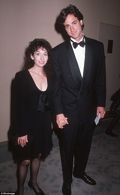 Jennifer Saget's father Bob and mother Sherri Kramer. Know about Jennifer's parents, siblings, education